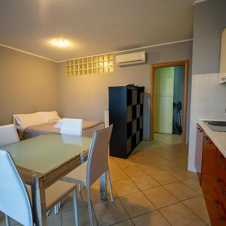 Turin Airport G * 레이니